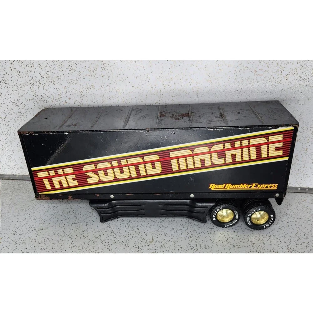 Nylint Sound Machine Road Rumbler Pressed Steel Semi Truck 89 Freightliner Works